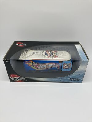 Hot Wheels 15th Convention scale 1/18 VW Drag bus (Autographed