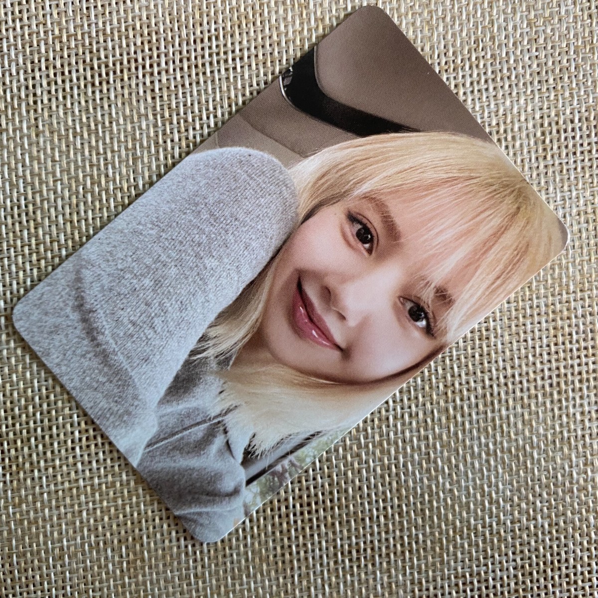 BLACKPINK リサ CD 封入 トレカ ポストカード BORN PINK s-l400.jpg