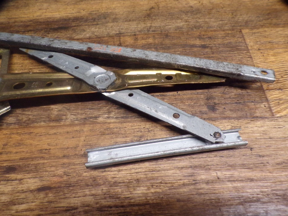 Двигатель и регулятор стеклоподъемника для правой передней двери 2006-2014 SUBARU TRIBECA от оригинального производителя - Изображение 3 из 4