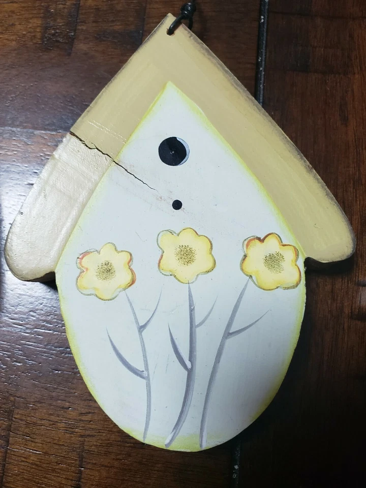 Rustic Wooden Welcome Friends Hanging Sign 12"×12" - Image 4 of 4