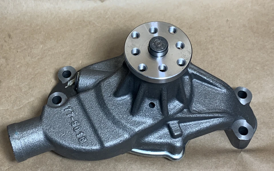 Bomba de agua del motor Gates 43098 (estándar) para Chevrolet Corvette 84-91 5,7 L-V8 Foto 2 de 3