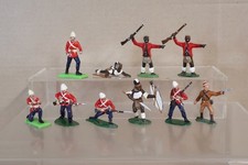BRITAINS ARMIES in PLASTIC RE PAINTED ZULU WAR 24th REGT ZULUS ATTACKING p