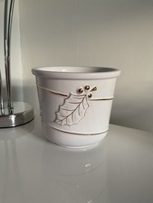 WEISSER KERAMIK-PFLANZTOPF MIT GOLDVERGOLDETEM STECHPALMEN-DESIGN 6 Zoll breit x 5,5 Zoll hoch