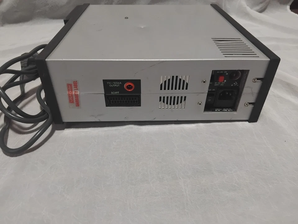 UNAOHM EP 306A TV Panoramic Field Meter Spectrum Analysator Feldmessgerät - Image 4 of 4