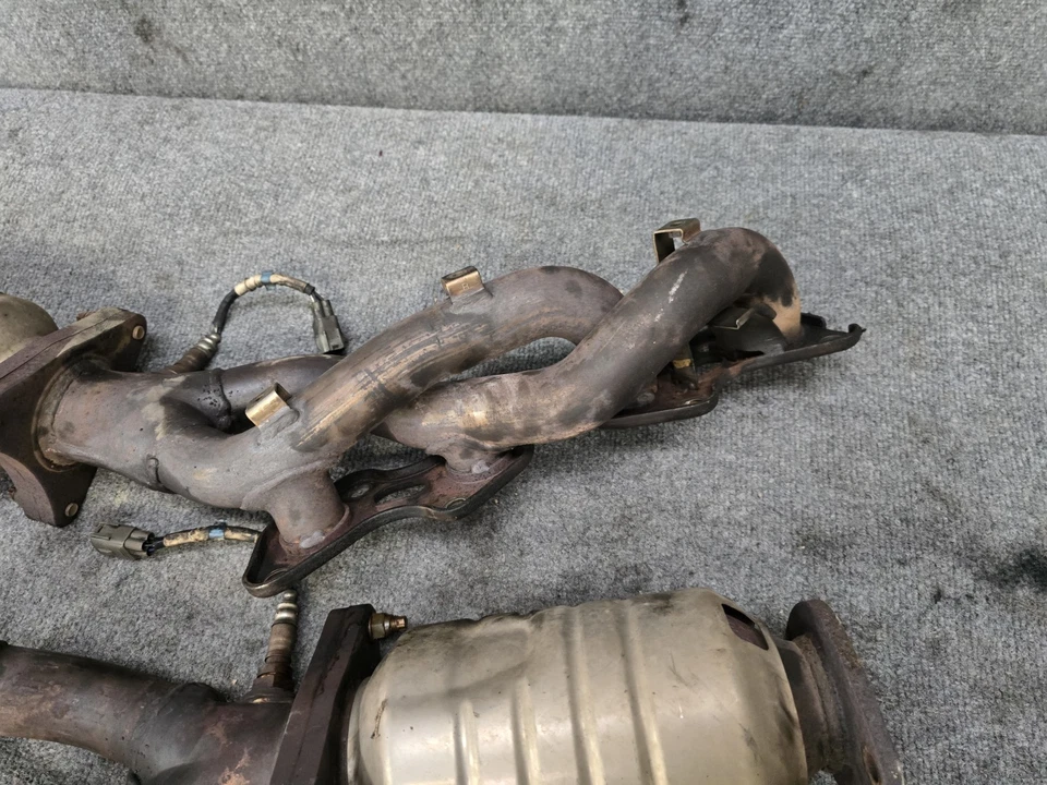 LEXUS 98-00 LS400 OEM COLECTOR DE ESCAPE DEL MOTOR CABEZAL CONVERTIDOR SILENCIADOR Foto 2 de 4