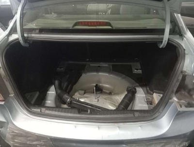 94563605 TÜRKONTURGUMMI / TAPA MALETERO / 807267 FÜR CHEVROLET CRUZE LT