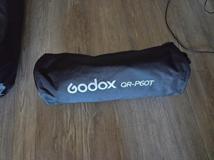 Godox QR-P60T Quick Release Softbox with Bowens Mount (23.6") Used