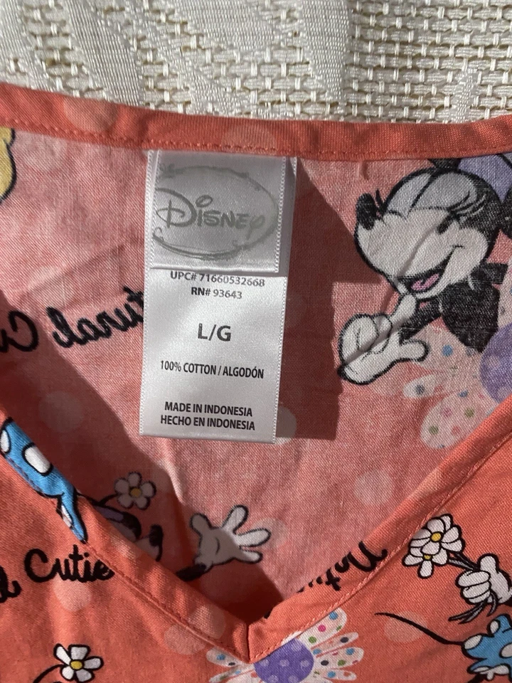 Blusa Médica Cutie Natural Disney Minnie Mouse para Mujer Talla Grande” Foto 2 de 3