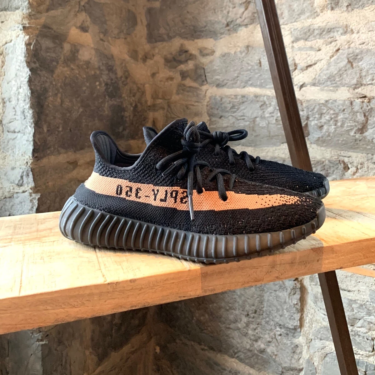 Adidas Yeezy Boost 350 V2 - sneakers For men and women