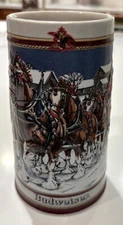 VTG 1989 Budweiser Anheuser Busch Beer Stein Mug Holiday Clydesdale Collectors