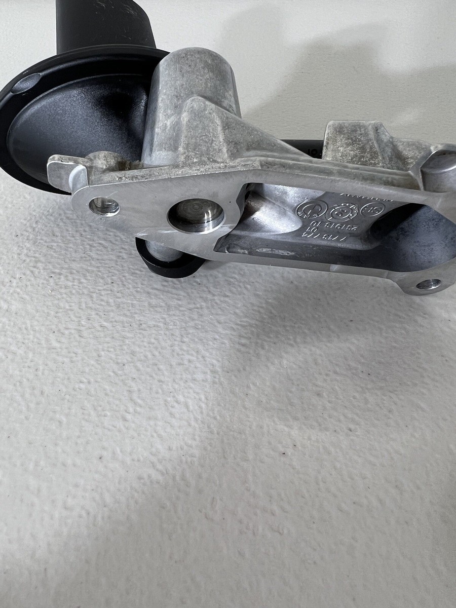 2010-2011 10 11 BMW S1000 S 1000 RR S1000RR ENGINE OIL PICKUP