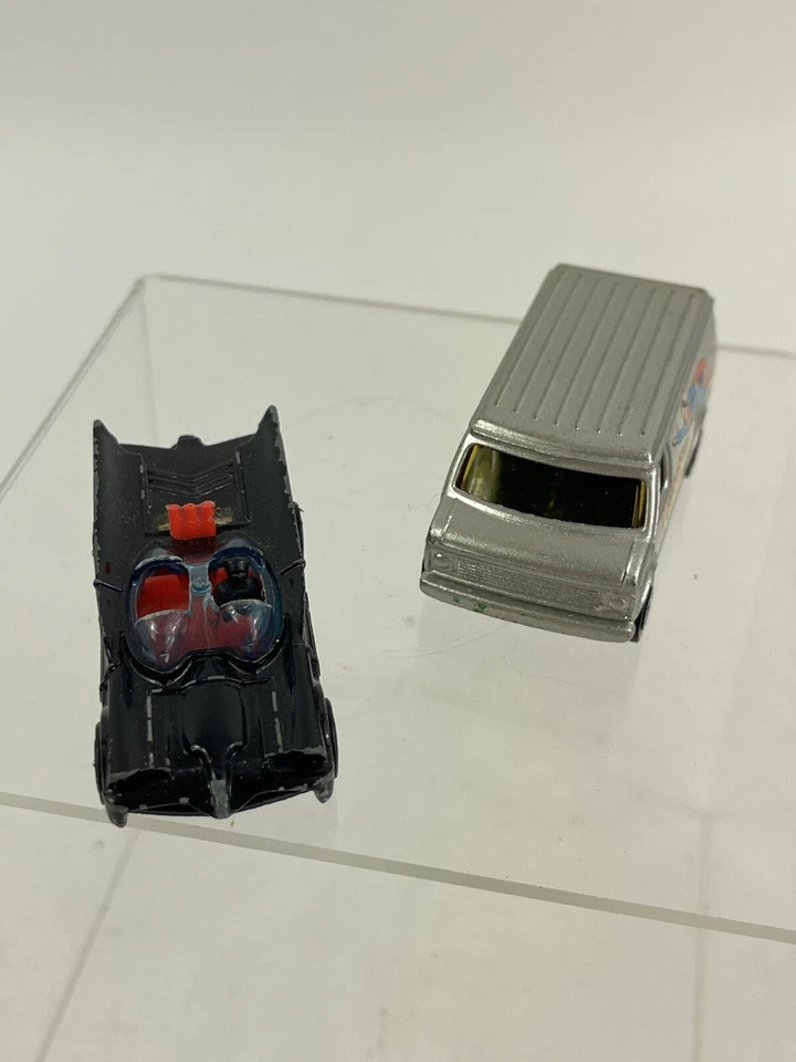 Vintage Corgi Juniors Superman Supervan  & Batmobile & Batman Robin Pinback - Image 3 of 4