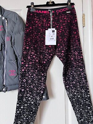 CHANEL 2022 COCO NEIGE NEW TAGS BLACK RED PINK CC LOGO PANTS LEGGINGS  FR40-FR34