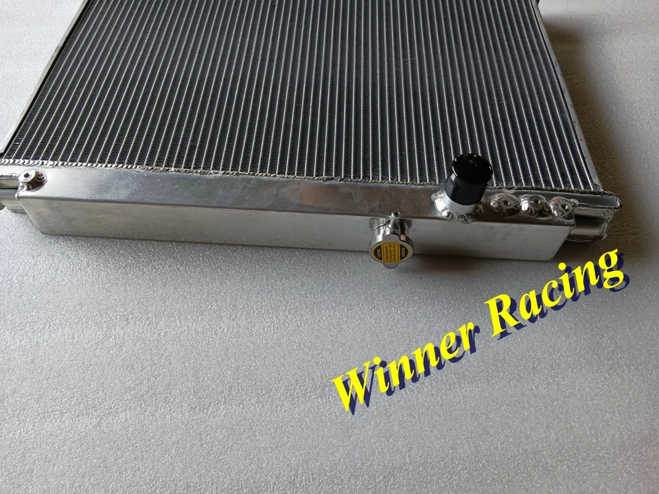 适用于丰田 SUPRA MK3 MA70;7M-GTE 3.0L A/T 铝散热器 1986 - 1993 — 第 3/4 张图片