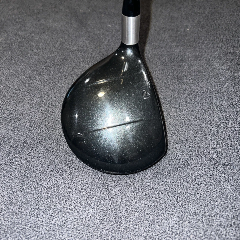 TaylorMade 320K Driver Right Handed Lite K-40 Graphite Shaft Regular Flex - Image 3 of 4