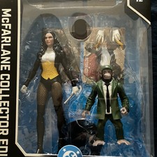 DC Multiverse McFarlane Collector s Edition Zatanna and Detective Chimp