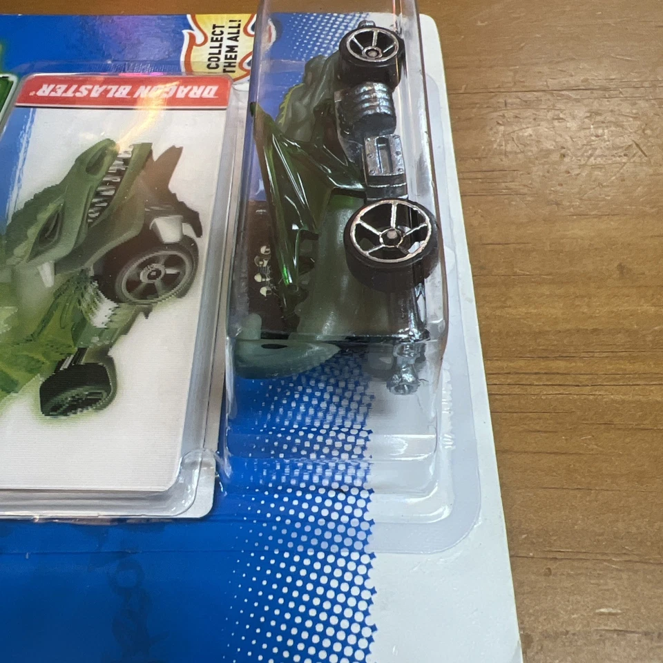 2011 Hot Wheels Color Shifters Dragon Blaster Glow In Dark New - Image 4 of 4