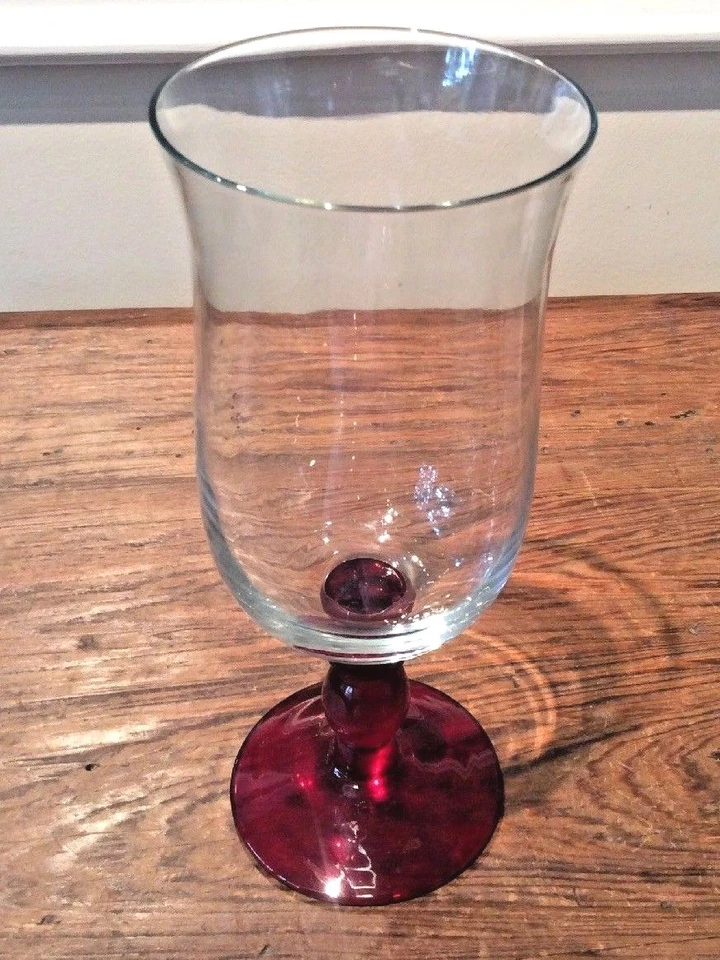 ВАЗА В СТИЛЕ УРАГАНА СТЕКЛО 9-7/8 ДЮЙМА РУБИНОВЫЙ КРАСНЫЙ ПЬЕДЕСТАЛ ПРОЗРАЧНАЯ ЧАША FTD ПРАЗДНИКИ Б/У В ОТЛИЧНОМ СОСТОЯНИИ - Изображение 2 из 4