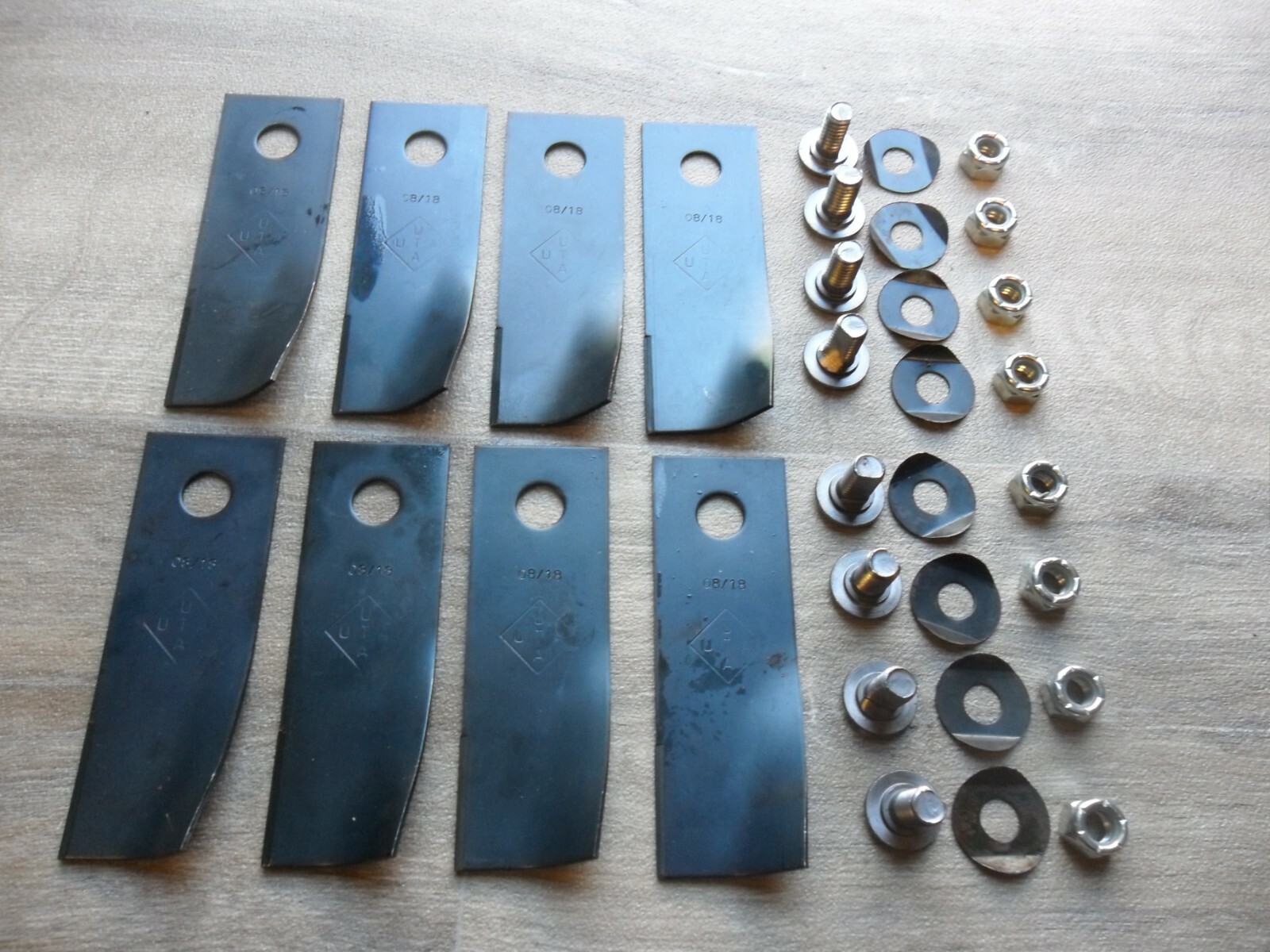 Rover lawn mower blade kit sets 8 blades 8 nuts bolts. lawn mower eBay