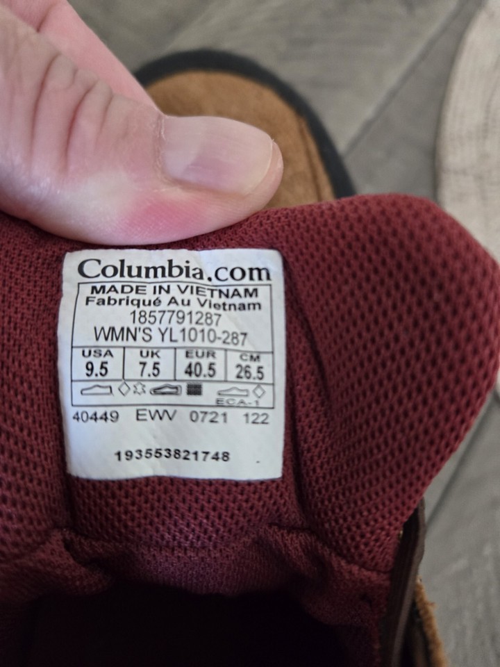 Columbia Mount Carmel Low Waterproof Hiking Shoes Women’s Size 9.5