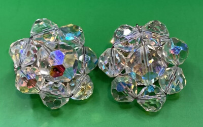 Aurora Borealis ￼Vintage Coro Crystals Rhinestones Cluster Clip on C07