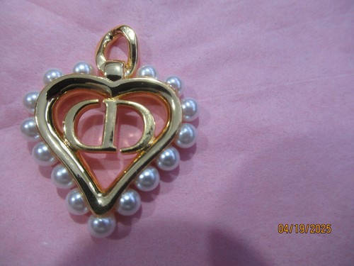 DIOR ZIP PULL charm 32x28 MM gold tone, FAUX PEARL THIS IS FOR ONE - Picture 4 of 4
