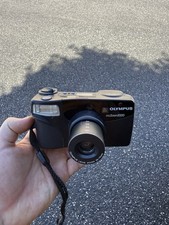 OLYMPUS INFINITY ZOOM 2000 35MMPOINT AND SHOOT FILM CAMERA - TESTED READ