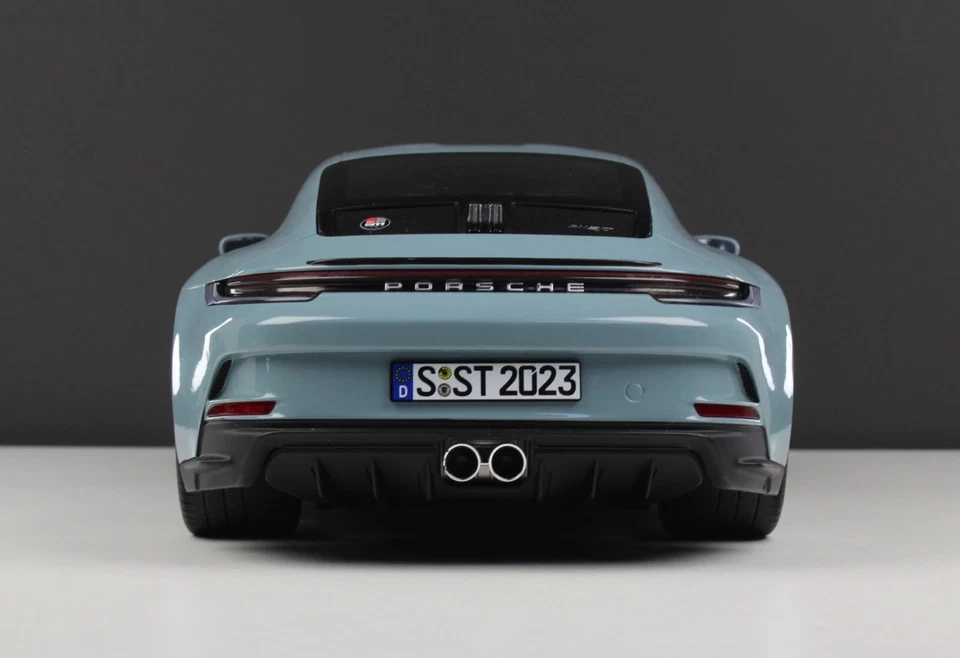 1/12 Scale Porsche 911 S/T 2023 Diecast Model Car by Norev - Image 4 of 4