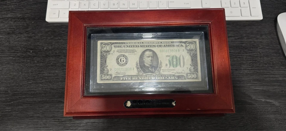 US Paper Money $500 Bill 1934 A Federal Reserve Note Chicago, in Display Box - Image 2 of 4
