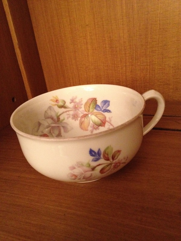 Johann Saltmann Vohenstrauss Germany Bavaria US Zone 30 Flowered teacup Vintage