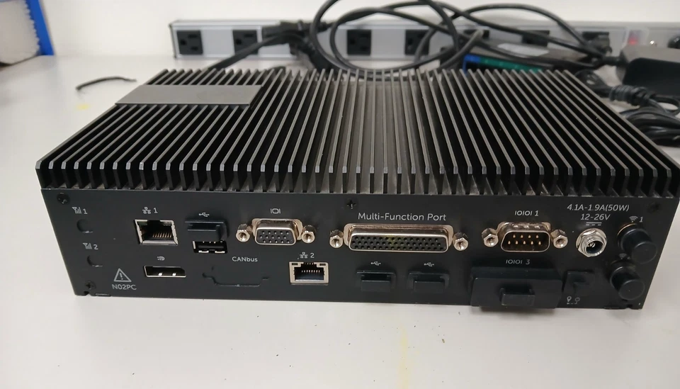 Dell Embedded Box PC 3000 Atom E3825  8GB 128GB SSD Windows 10 Not Ac Adapter - Image 2 of 4