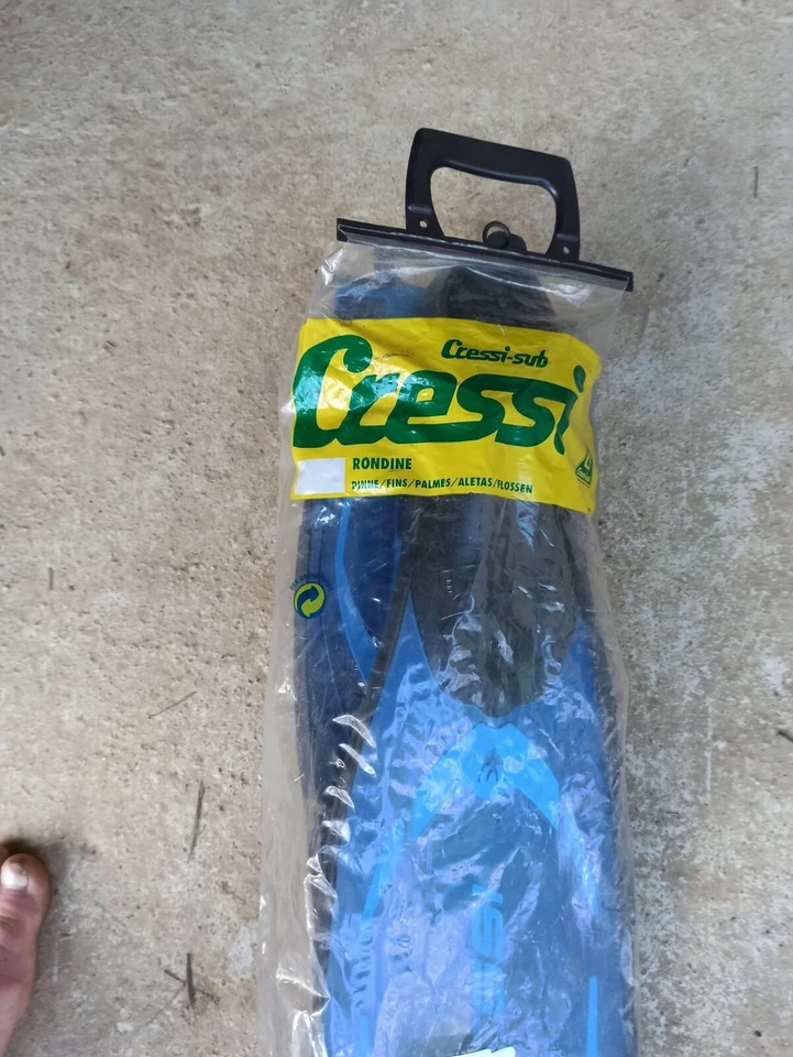 PAIRE PALME CRESSI SUB RONDINE CLIO TAILLE 37/38 PALM PLONGEE NATATION 4/5 - Photo 1/1