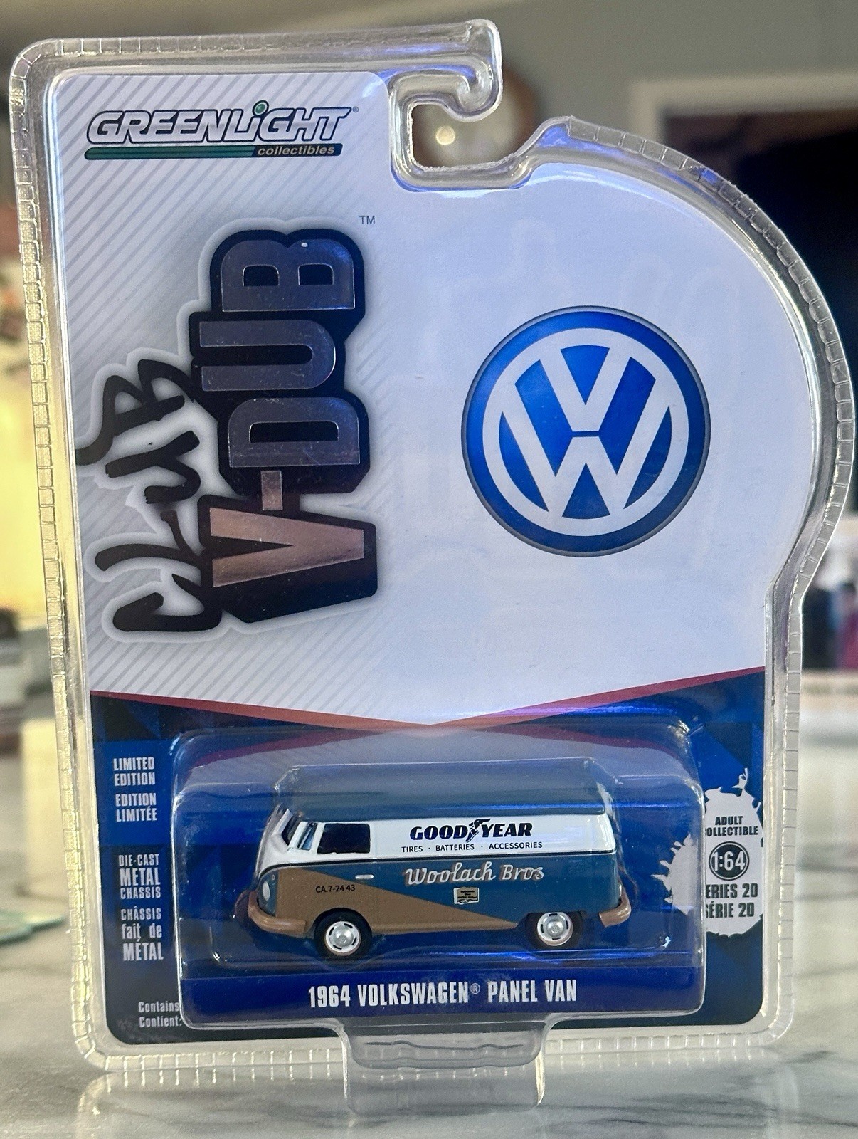1964 Volkswagen Panel Van V-Dub  1:64 Limited By Greenlight