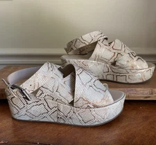 AMUSE SOCIETY x MATISSE RUNAWAY Ankle Strap Platform Sandals Sz 7 Copper Snake