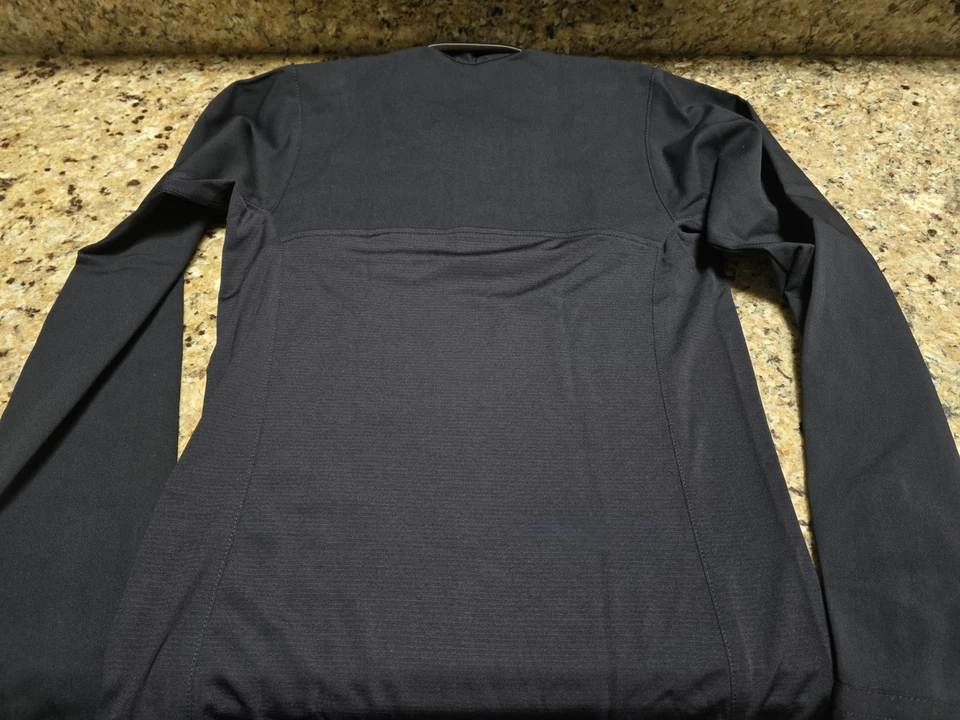 MEDIUM FLYING CROSS MENS POLICE SECURITY UNDERVEST L/S SHIRT BLACK  - Image 3 of 4