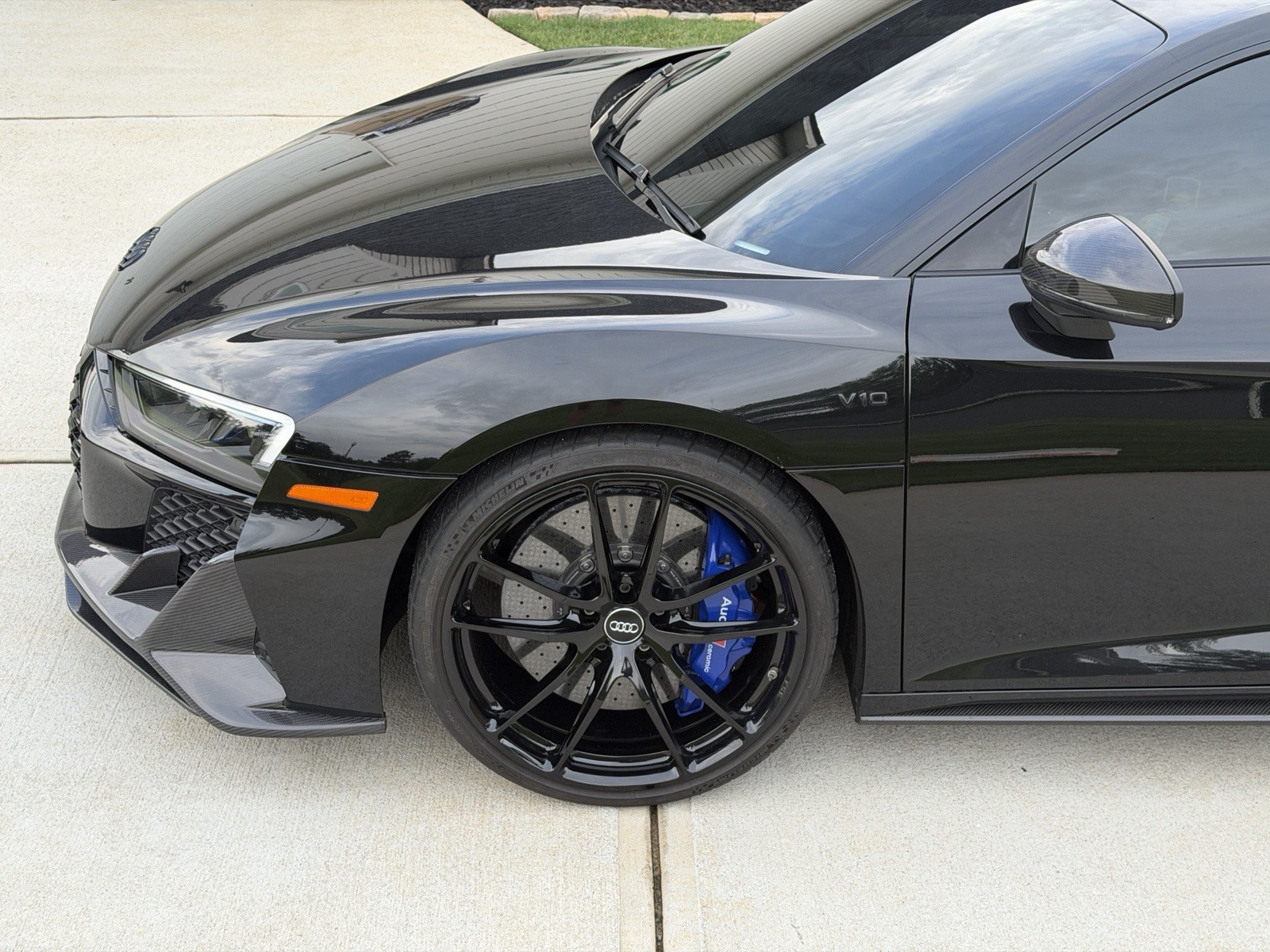Audi R8 2008-2015 Front Wheel Black