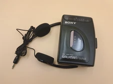 Sony Walkman WM-FX21 AM/FM Cassette Player - Radio Works UNTESTED CASSETTE 