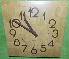 SPARTUS Quartz Battery Wall Clock Vtg 9" Square Butcher Block, Works