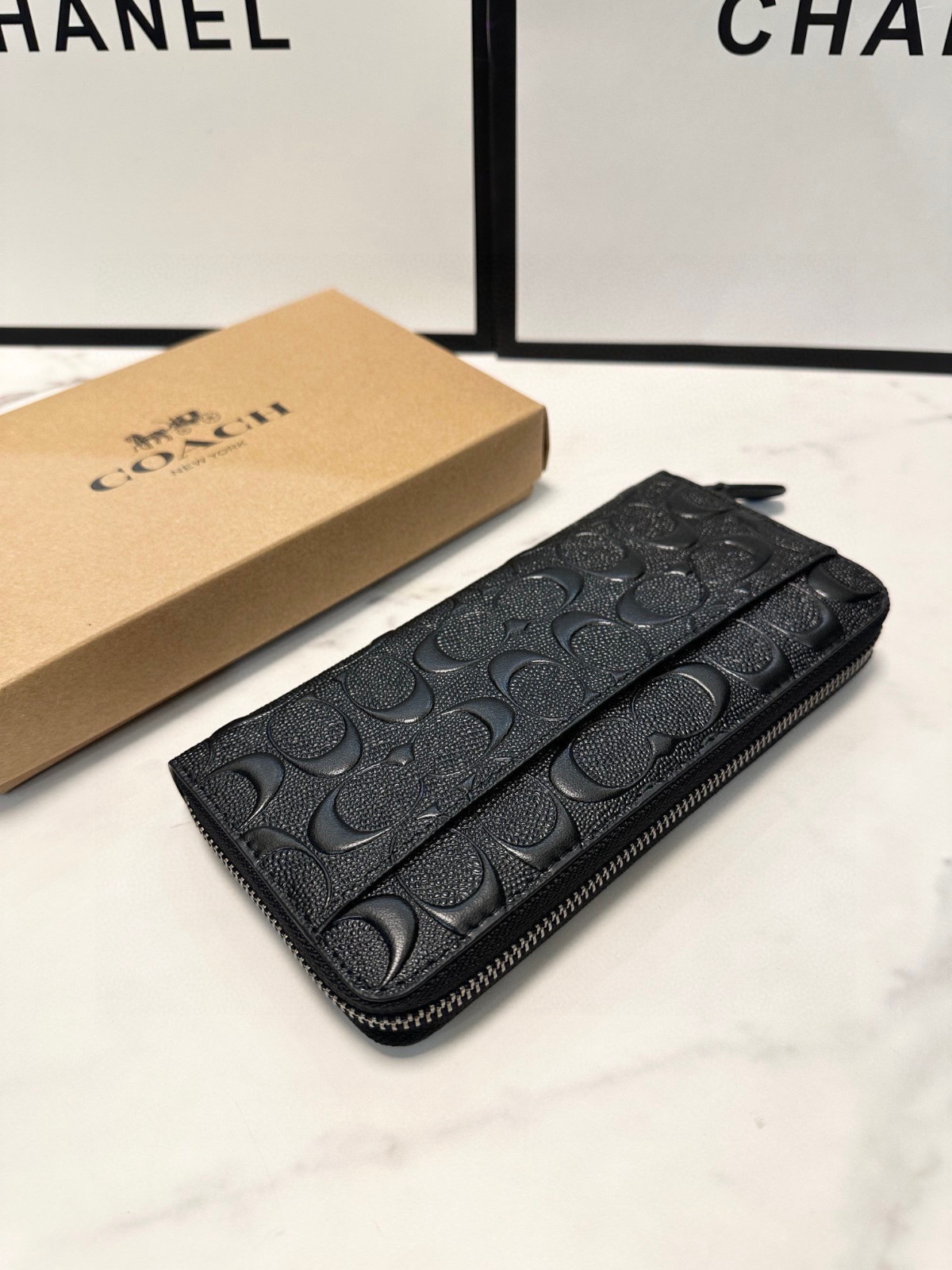 NEW  Coach Embossed Signature Black Leather Long Accordion Zip Wallet