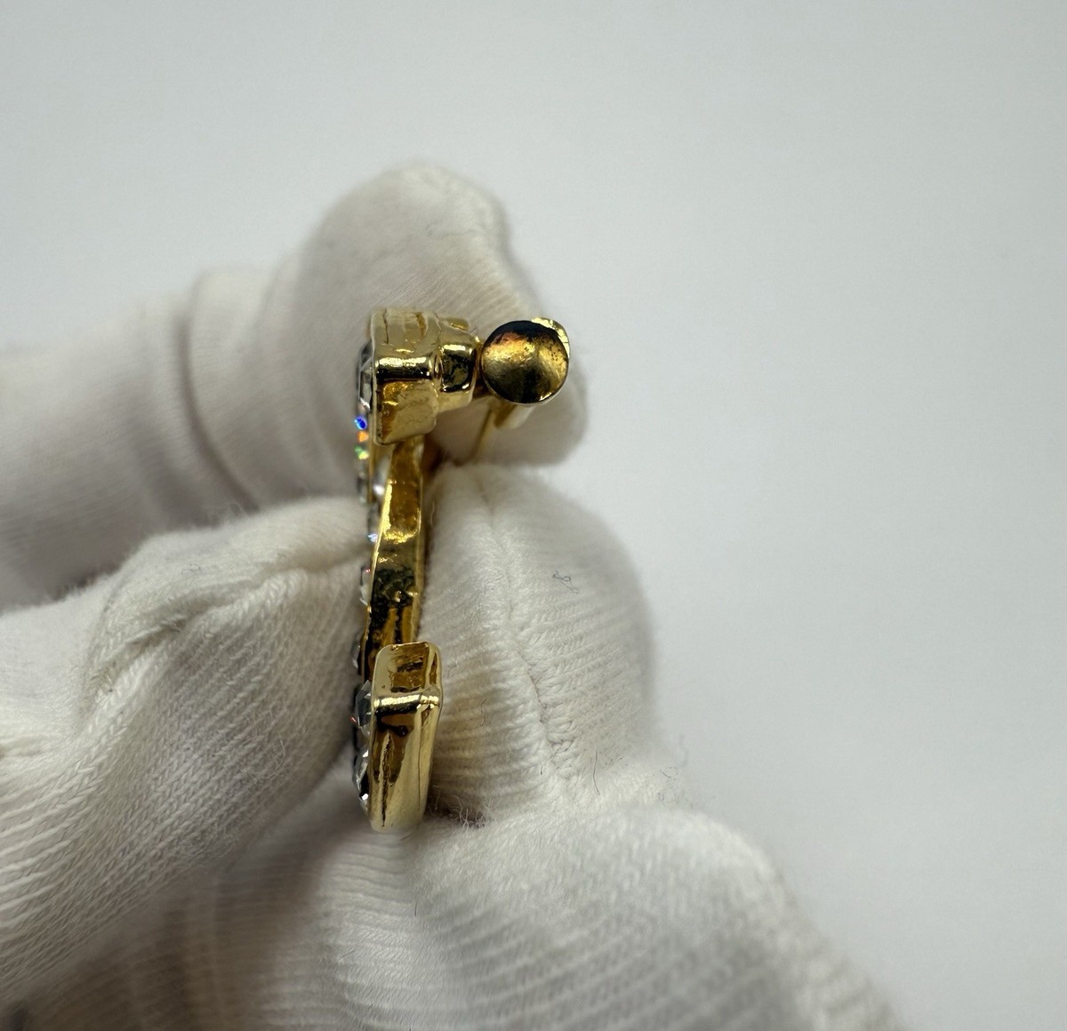Vintage CHANEL CC Logo Rhinestone Brooch Gold Tone Pin w/ Box