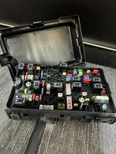 2017-2021 Chrysler Pacifica / Voyager Power Distribution Center / Fuse Box OE