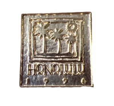 1996 House Of Lloyd HONOLULU Vintage Gold Tone Brooch Pin