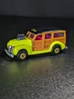 Vintage Hot Wheels California Custom Ford Woodie Wagon Neon Yellow 1989