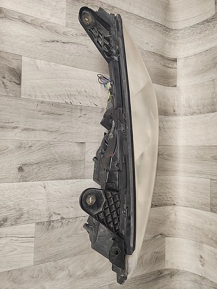 Pontiac G6 Base 4 Cil 2.4L - Lado del Conductor Izquierdo OEM Luz de Cabeza Lámpara con Bombilla Foto 4 de 4