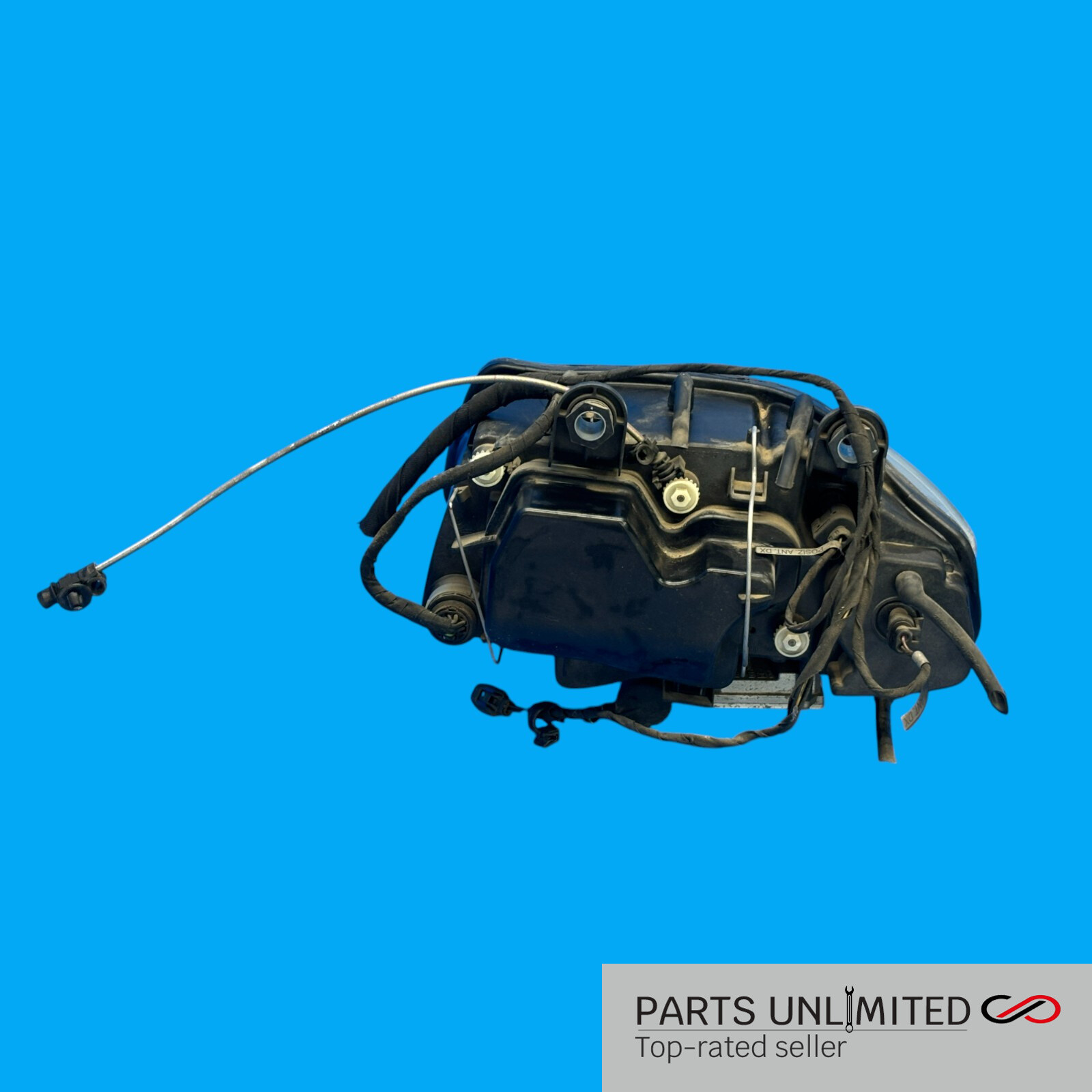 03-08 Maserati Quattroporte M139 OEM Right Pass. side Xenon headlight head light