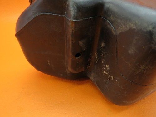 Polaris Trail Boss 325 2002 caja de almacenamiento de herramientas OEM - Imagen 4 de 5