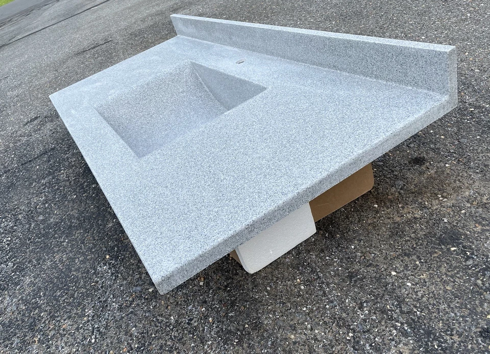 NUEVO Swanstone CV-2249 Contorno Vanity Top Gris Granito - Color sólido - 49” X 22” Foto 2 de 4