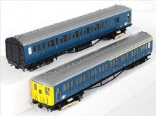 Hornby R3259 - OO Gauge British Railways 2-BIL '2090' EMU NRM Train Pack