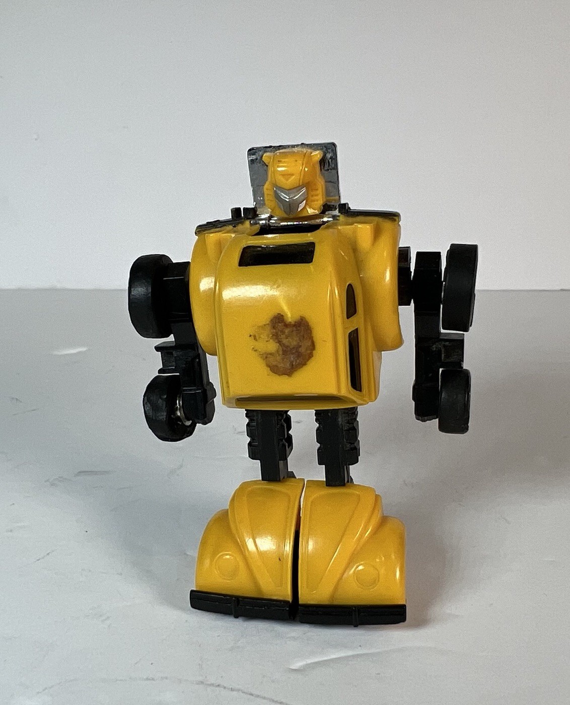 Vintage 1984 Takara G1 Transformers Bumblebee POOR
