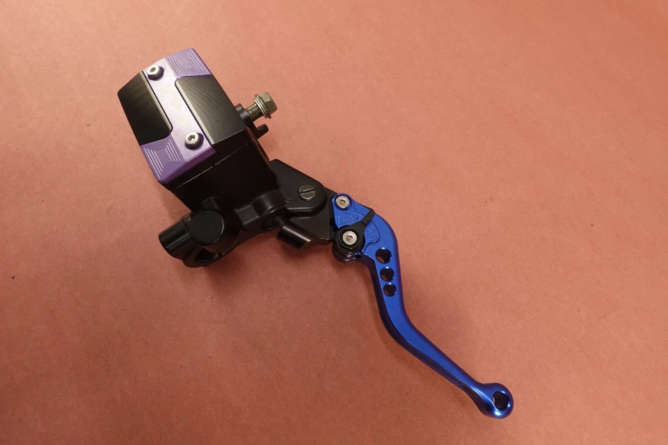 Conjunto de cilindro maestro de freno delantero Yamaha FZ6-S FZ6S FZ6 FZ600 2004-2009 Foto 2 de 4